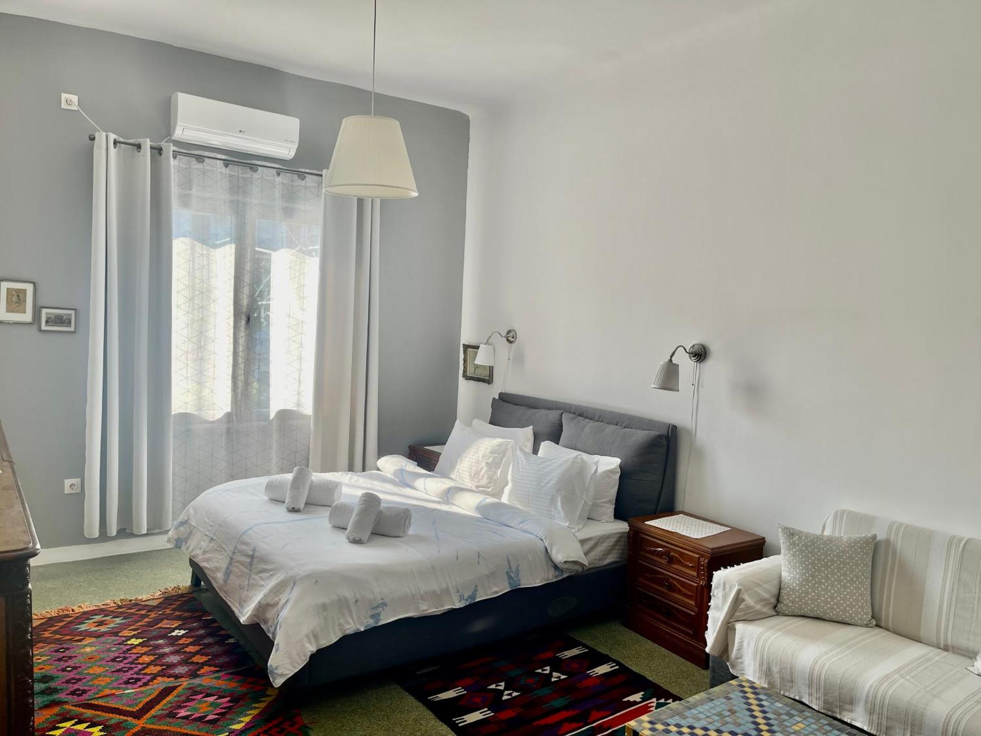 A Litte Taste Of Home Guest House Athen Exterior foto
