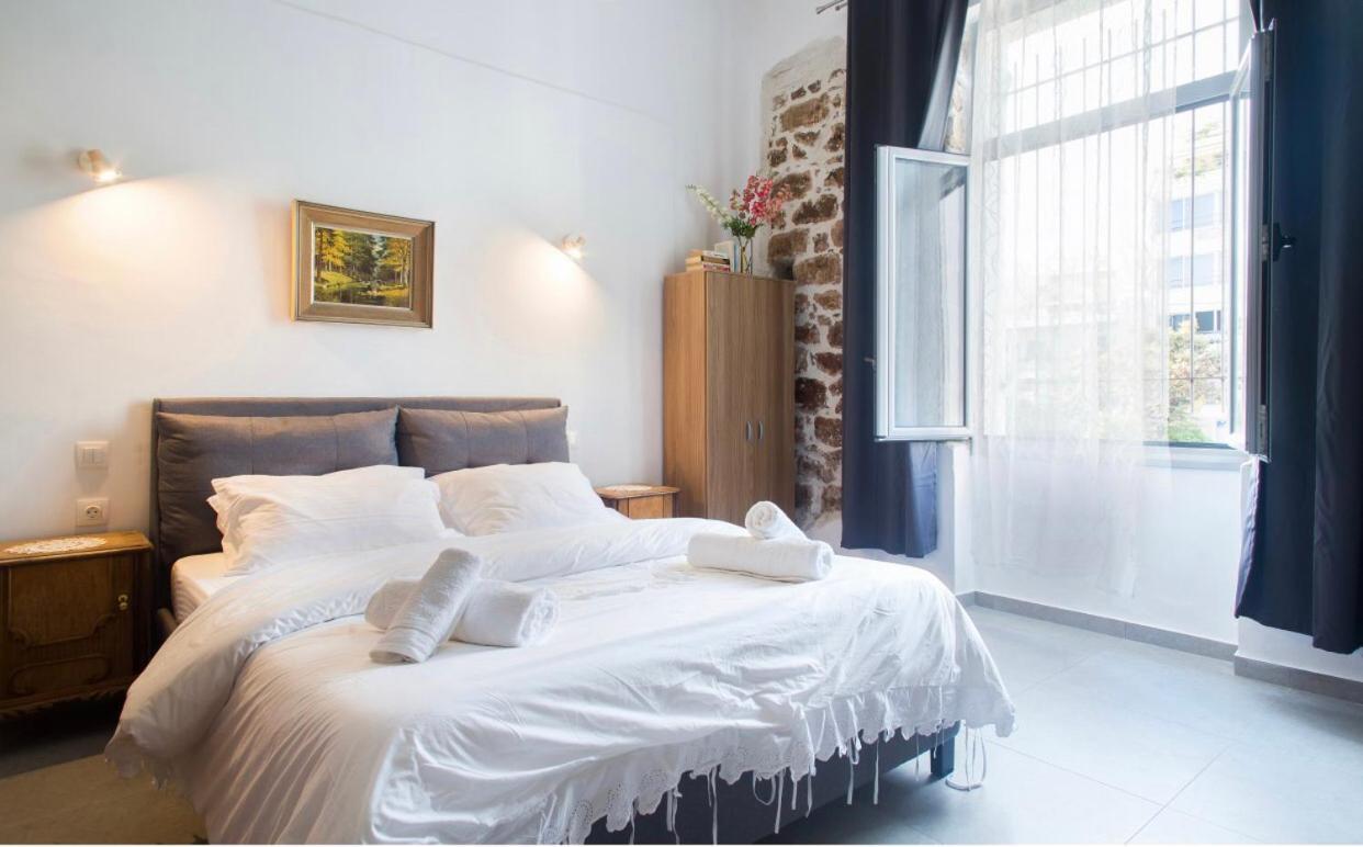 A Litte Taste Of Home Guest House Athen Exterior foto