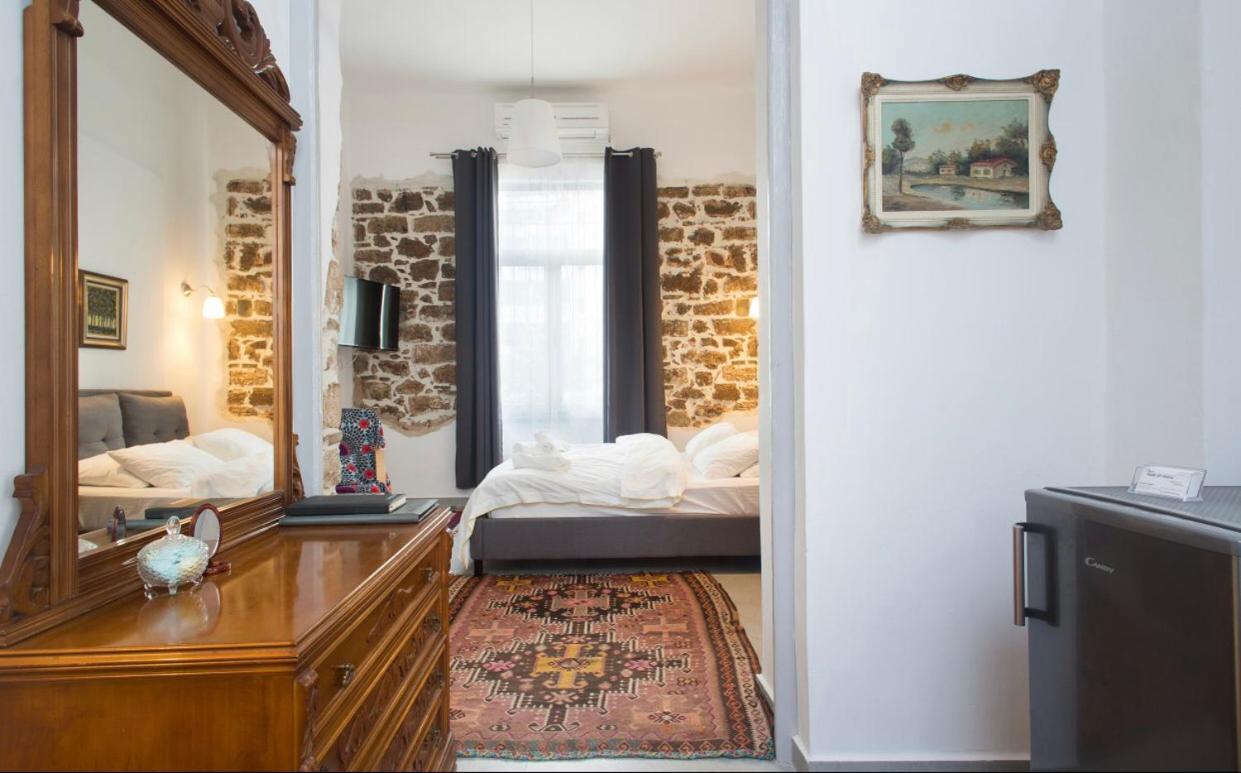 A Litte Taste Of Home Guest House Athen Exterior foto
